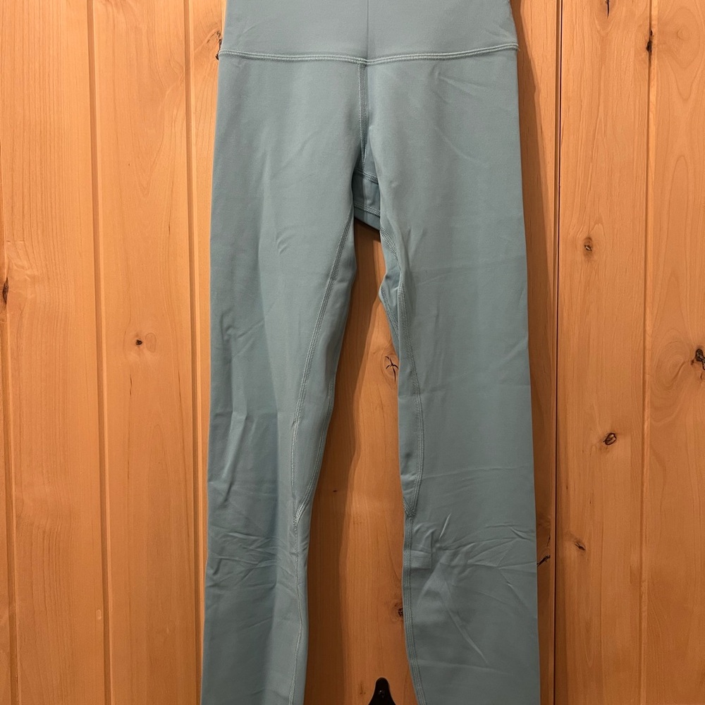 Lululemon Athletica align Light Blue Leggings size 2 length 23